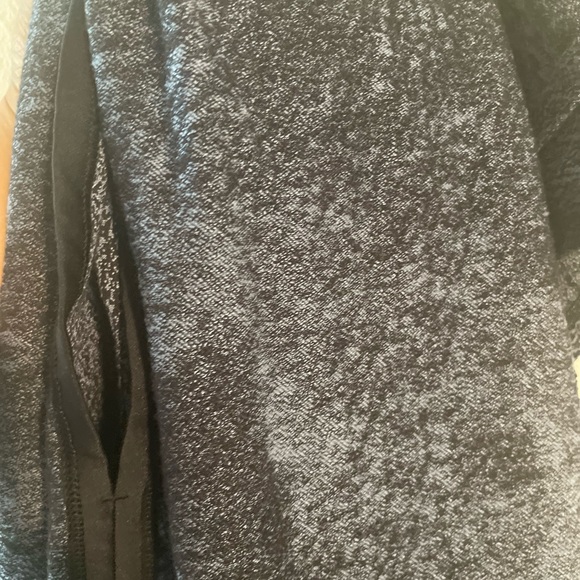 Lululemon Scarf - Picture 4 of 4